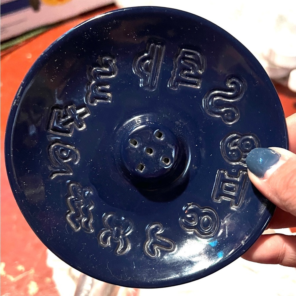Airsworld astrological Incense holder with incense
